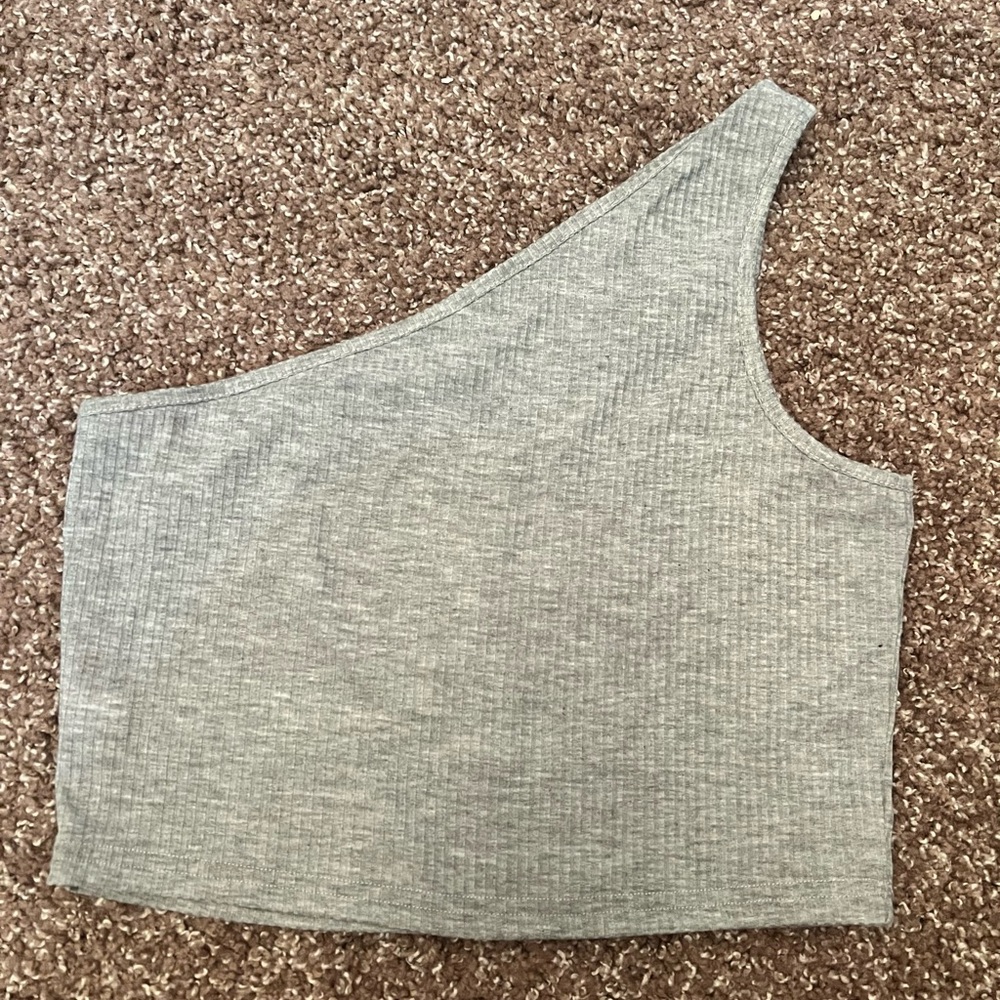 Ribbed one shoulder crop top